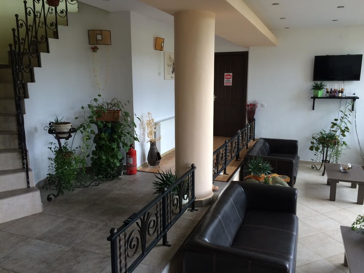 Гостевой дом Pensiunea Ego Residence Бран-36