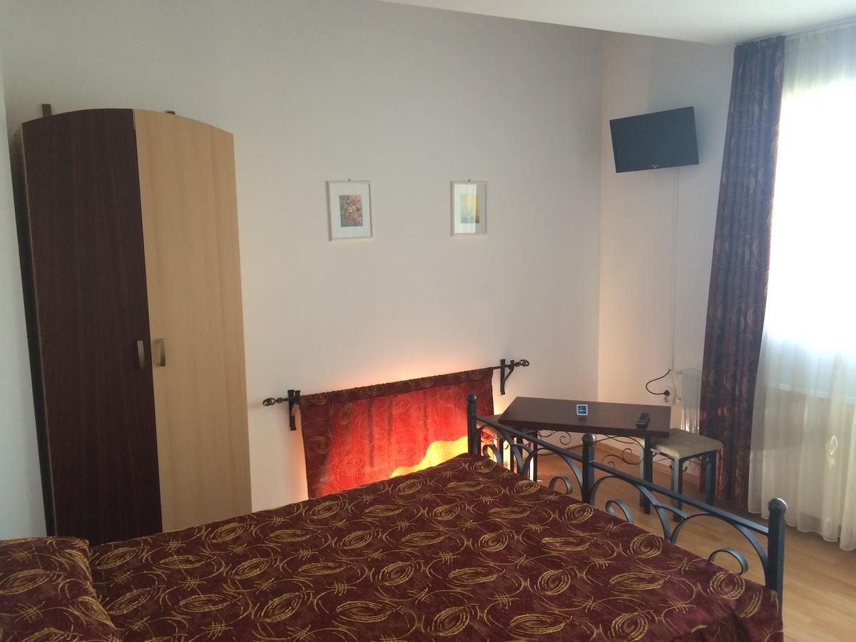 Гостевой дом Pensiunea Ego Residence Бран-41