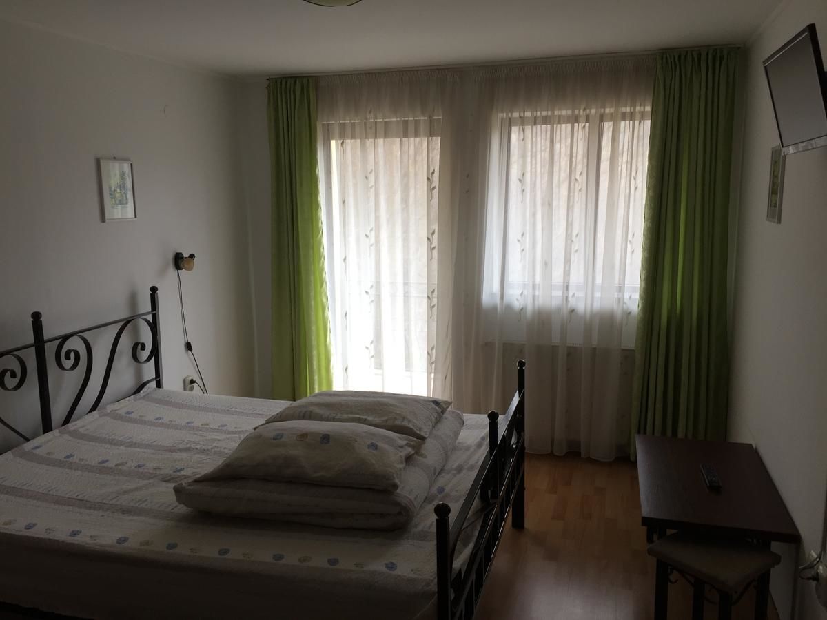 Гостевой дом Pensiunea Ego Residence Бран-11