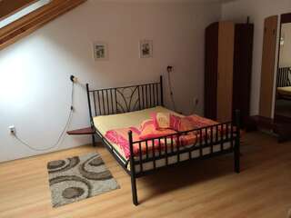 Гостевой дом Pensiunea Ego Residence Бран Двухместный номер с 1 кроватью-1